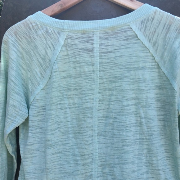 Green Long Sleeve Size Small - Picture 7 of 7